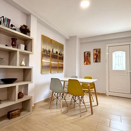 Byron Urban Apartment Каламата Экстерьер фото