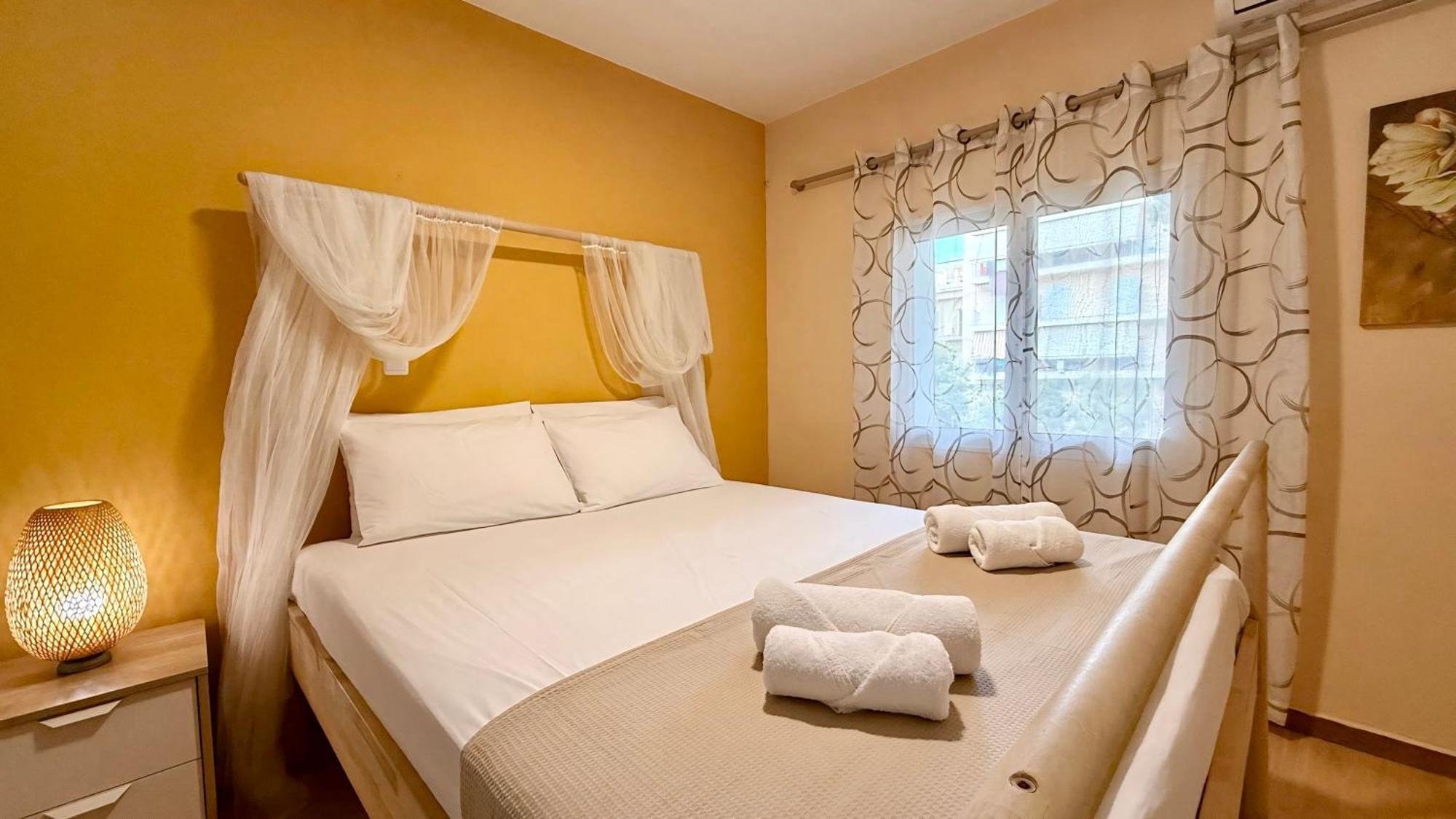 Byron Urban Apartment Каламата Экстерьер фото
